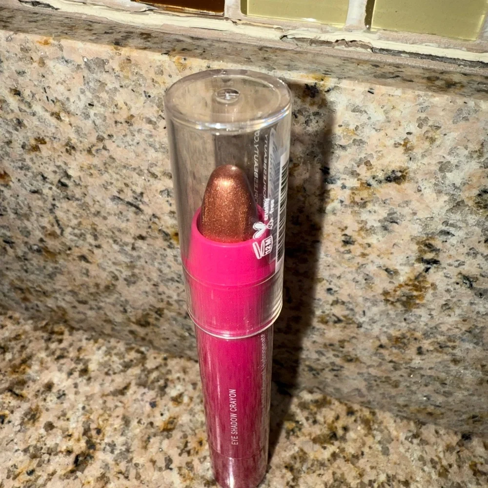 Lower East Side Shimmering Bronze Eyeshadow Stick in ‘Velvet Thorn’